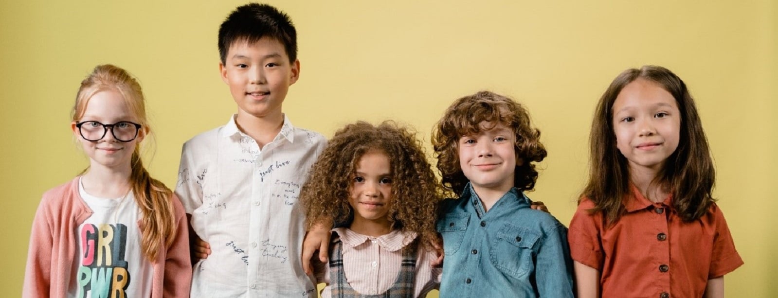 Kinder unterschiedlicher Nationalitäten